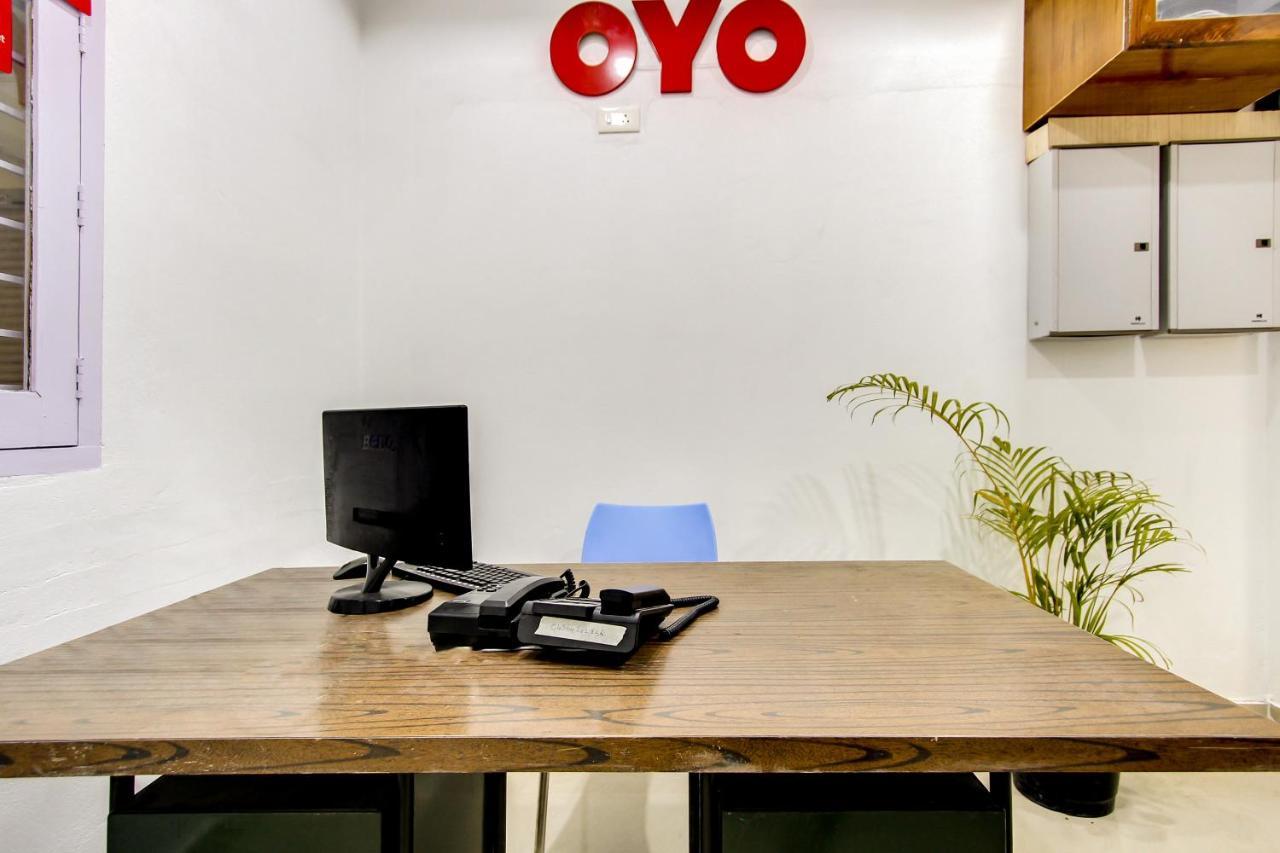 Oyo 69625 Mayuraa Residency Hotel Kumbakonam Buitenkant foto