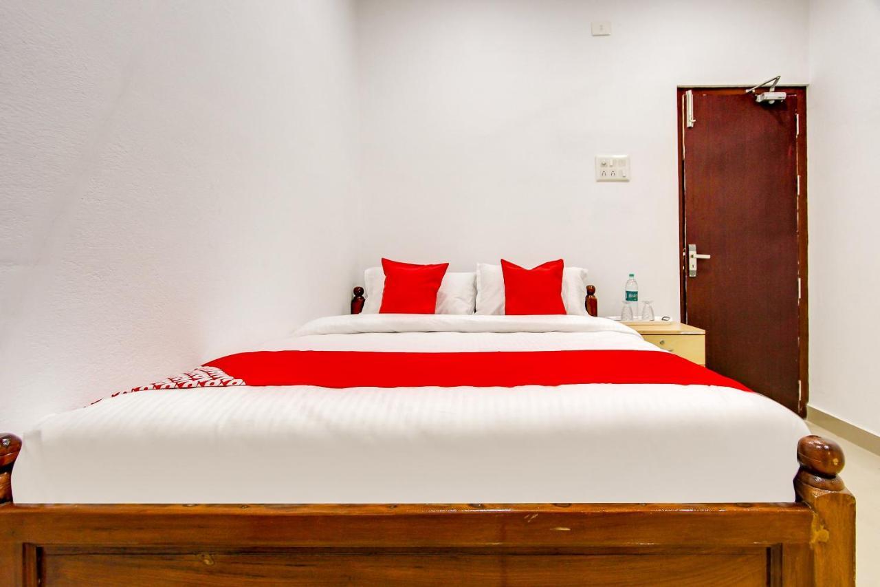 Oyo 69625 Mayuraa Residency Hotel Kumbakonam Buitenkant foto