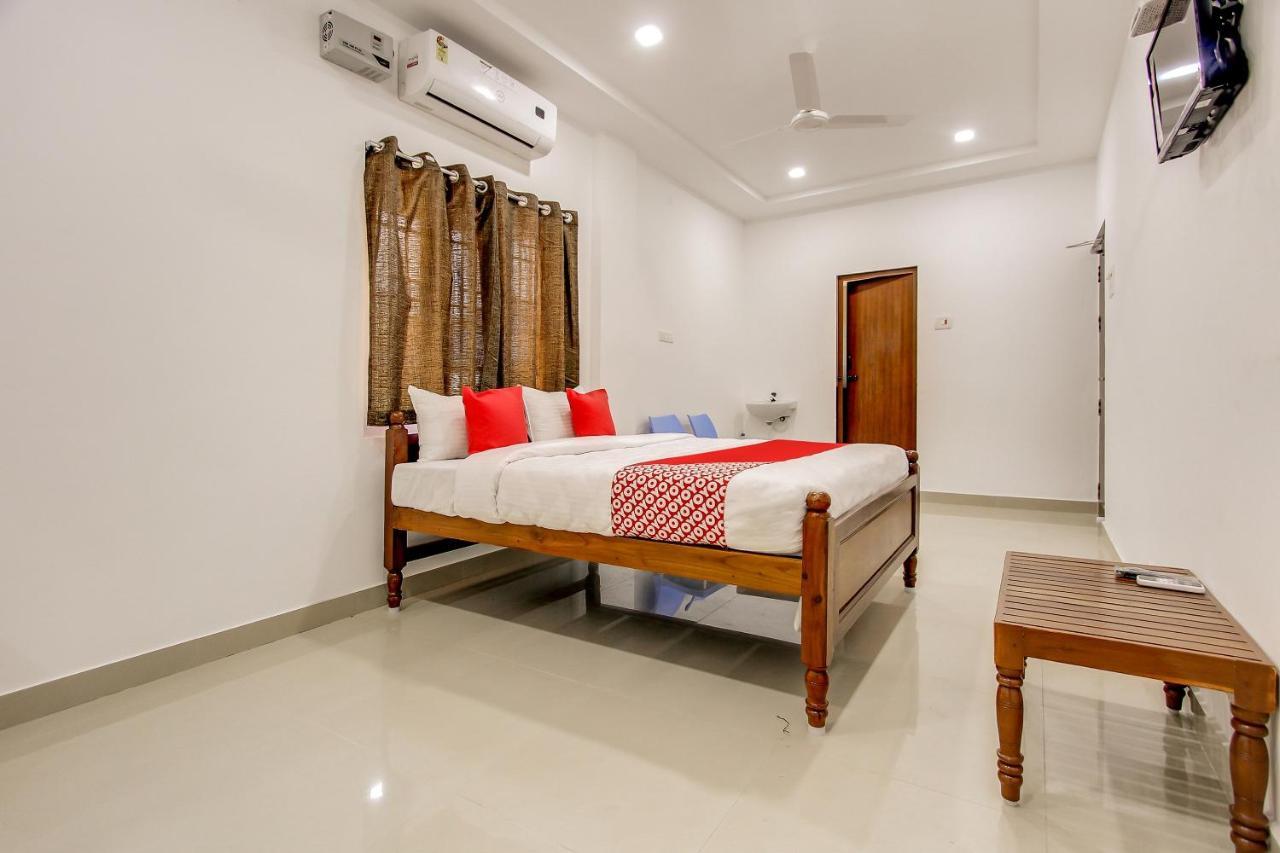 Oyo 69625 Mayuraa Residency Hotel Kumbakonam Buitenkant foto